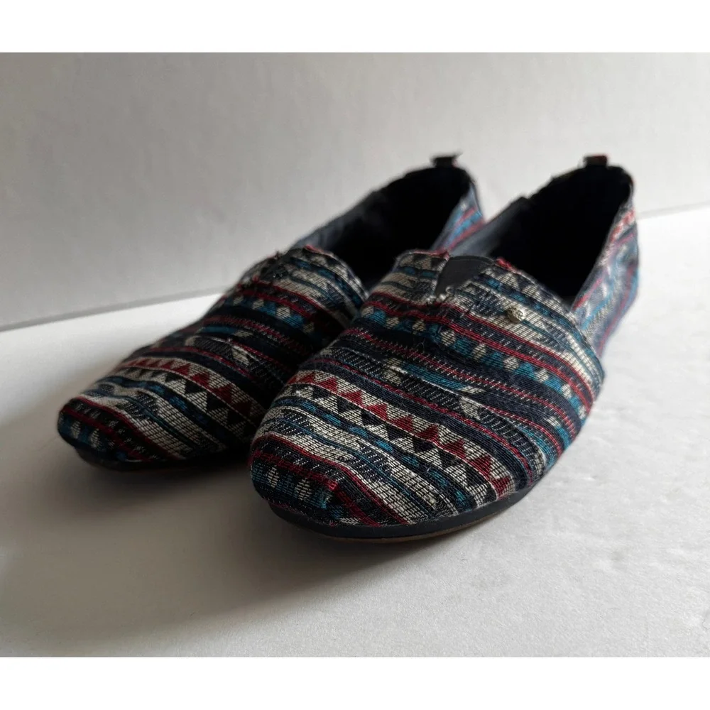 Women 9 Multi-Color Southwestern Woven Canvas Slip On Flats Mad Love Lennie